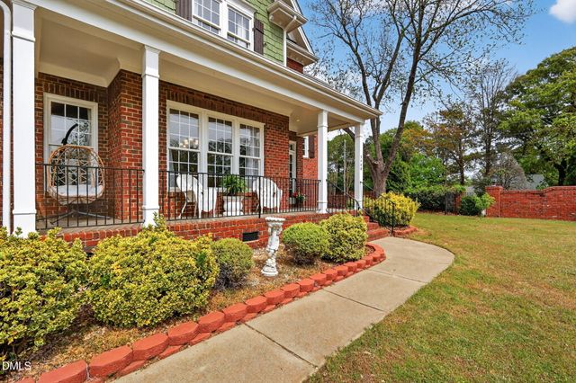 2400 Stewart Street, Fuquay Varina, NC 27526