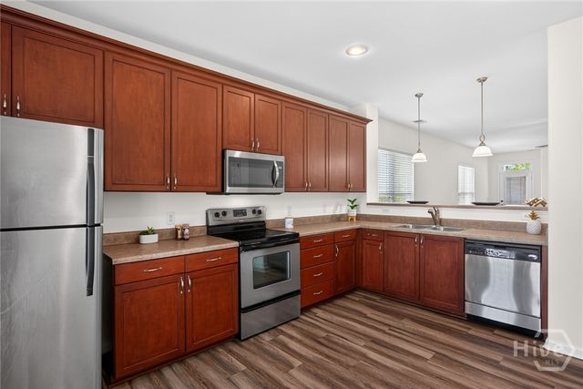 190 Chapel Lake S, Savannah, GA 31419