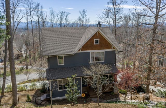 24 Acadia Drive, Asheville, NC 28806