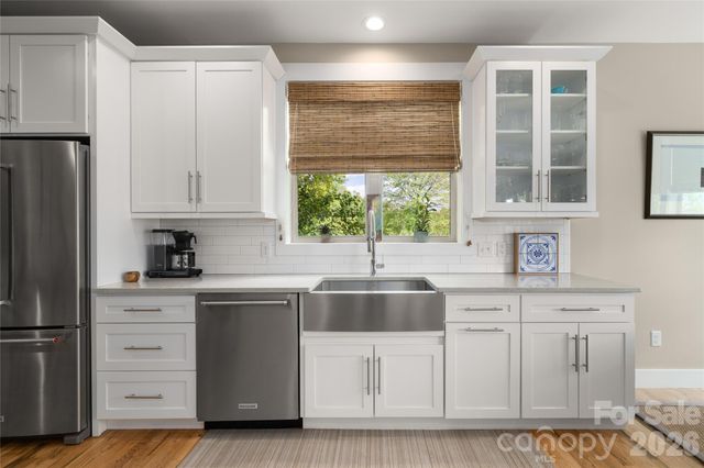 24 Acadia Drive, Asheville, NC 28806