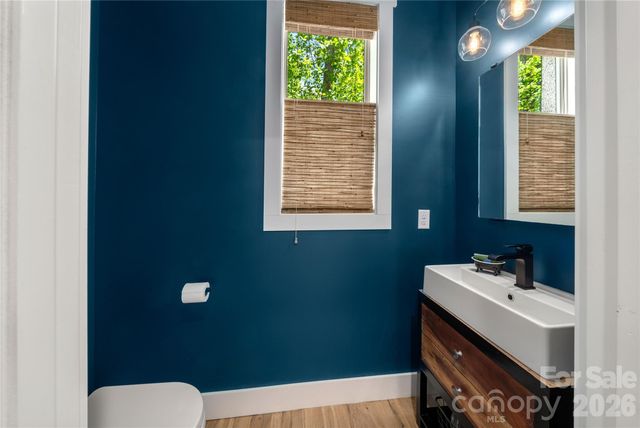24 Acadia Drive, Asheville, NC 28806