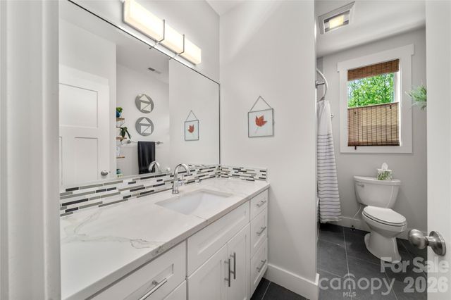 24 Acadia Drive, Asheville, NC 28806