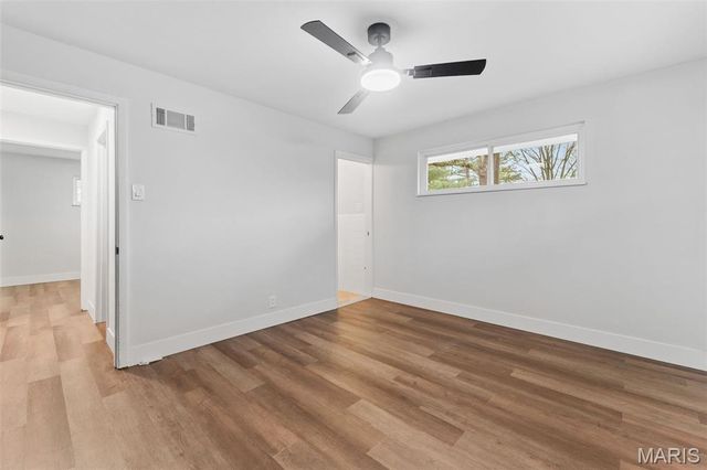 26 Castle Drive, Florissant, MO 63034