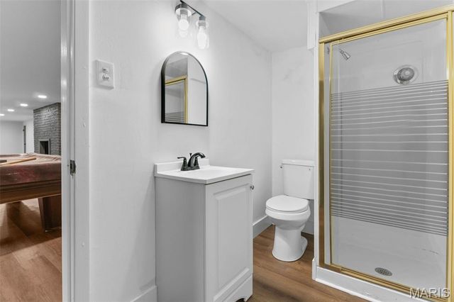 26 Castle Drive, Florissant, MO 63034