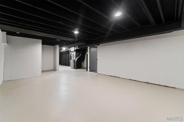 26 Castle Drive, Florissant, MO 63034