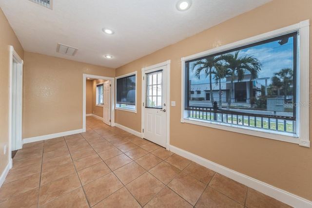 410 S AURORA, Clearwater, FL 33765