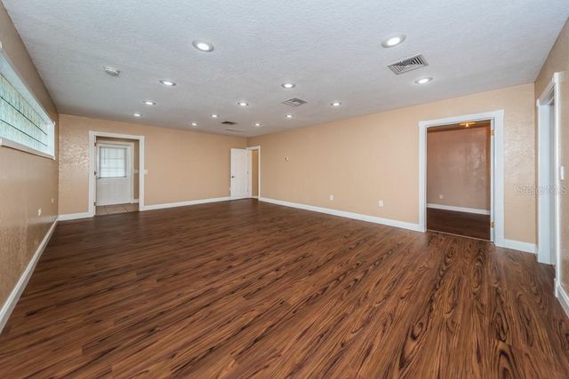 410 S AURORA, Clearwater, FL 33765