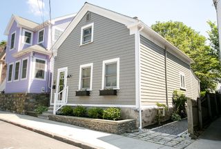 45 Holland Street, Newport, RI 02840