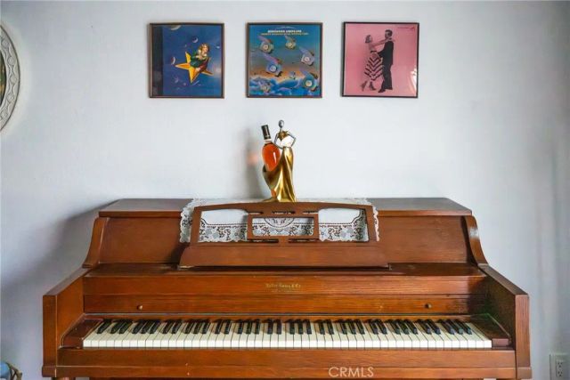 11120 Moorpark 3, North Hollywood, CA 91602