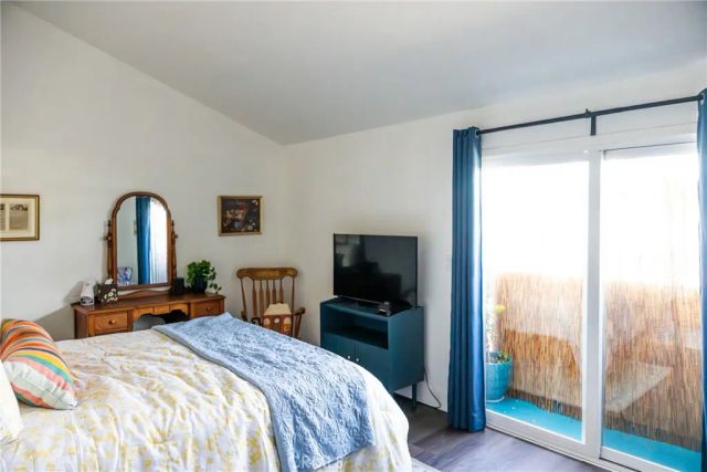 11120 Moorpark 3, North Hollywood, CA 91602