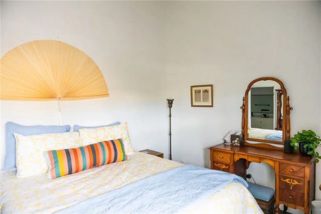 11120 Moorpark 3, North Hollywood, CA 91602