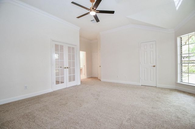 202 Knoll Forest Drive, Sugar Land, TX 77479