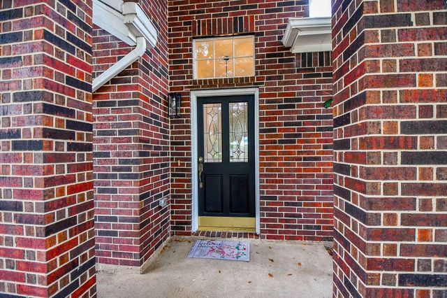 202 Knoll Forest Drive, Sugar Land, TX 77479