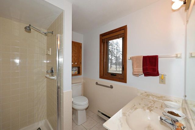 305 E Forest Hill AVENUE, Oak Creek, WI 53154