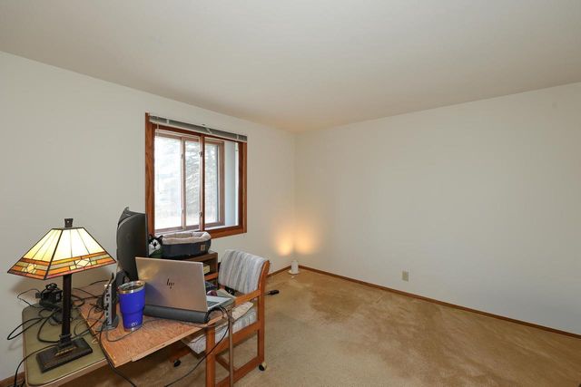 305 E Forest Hill AVENUE, Oak Creek, WI 53154