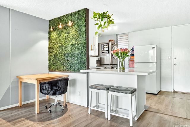 95-2051 Waikalani Place E403, Mililani, HI 96789