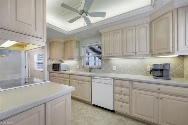 3400 Gulf Shore BLVD N B4, Naples, FL 34103