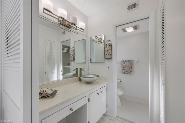 3400 Gulf Shore BLVD N B4, Naples, FL 34103