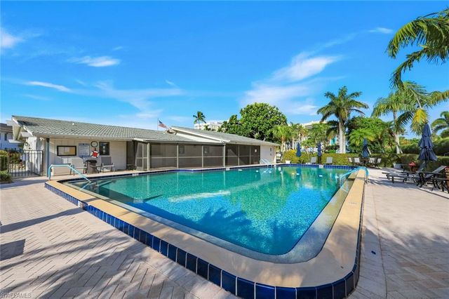 3400 Gulf Shore BLVD N B4, Naples, FL 34103