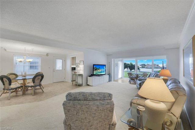 3400 Gulf Shore BLVD N B4, Naples, FL 34103