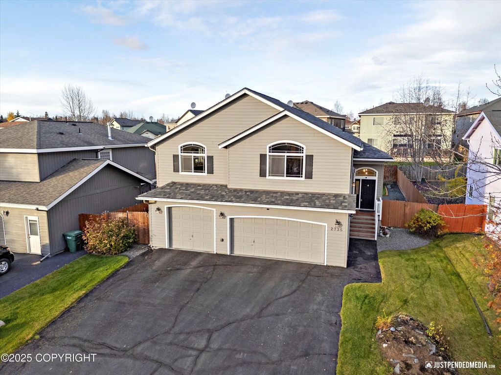 2735 Meadow Wood Circle, Anchorage, AK 99516