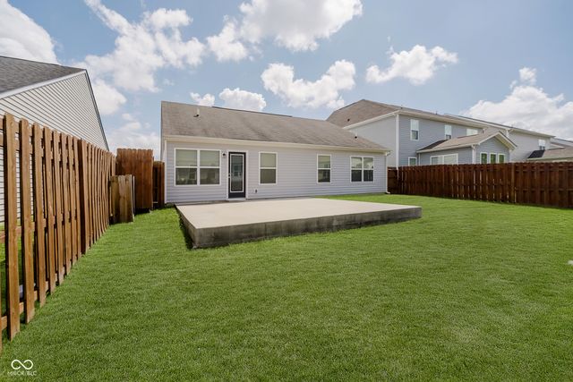 5792 Waterstone Way, Whitestown, IN 46075