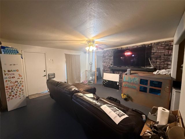 508 N Boundary ST, Burnet, TX 78611