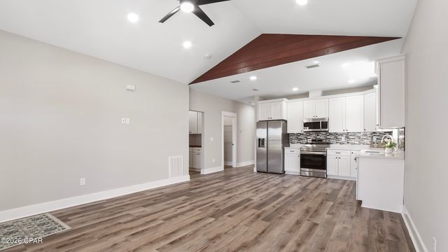 720 School Avenue, Panama City, FL 32401