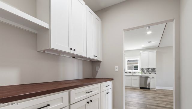 720 School Avenue, Panama City, FL 32401