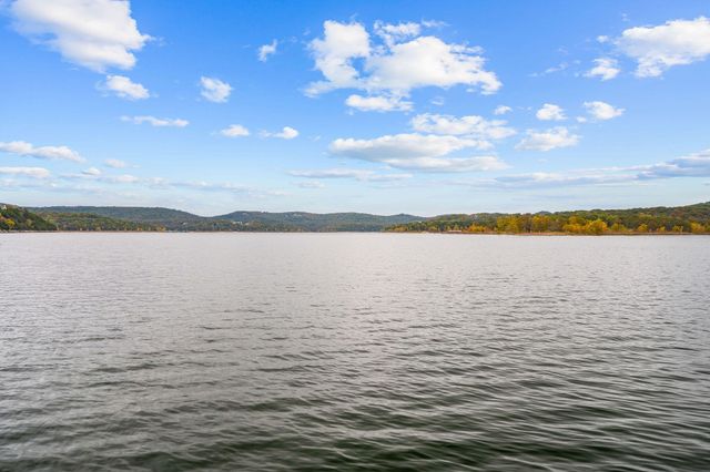 32 Ledgestone Road, Shell Knob, MO 65747