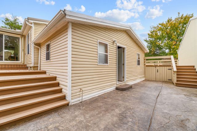 32 Ledgestone Road, Shell Knob, MO 65747