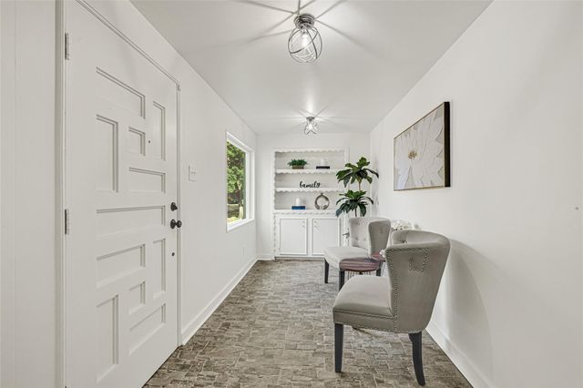 1136 Algregg Street, Houston, TX 77009