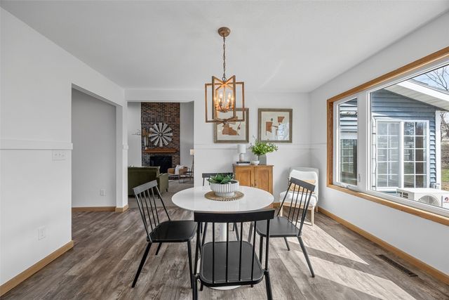 5750 J Street SW, Cedar Rapids, IA 52404