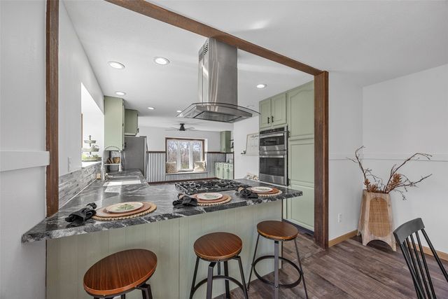 5750 J Street SW, Cedar Rapids, IA 52404