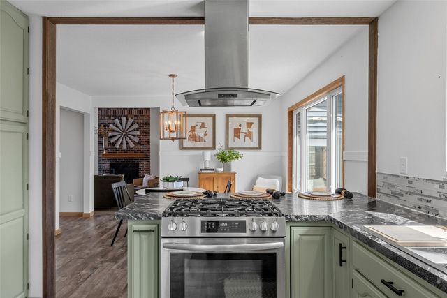 5750 J Street SW, Cedar Rapids, IA 52404