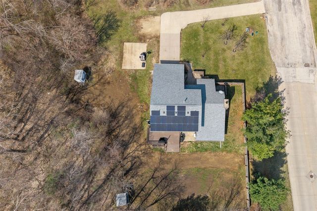 5750 J Street SW, Cedar Rapids, IA 52404