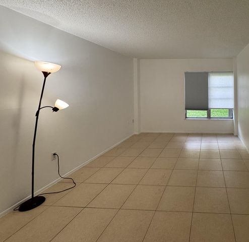 4166 Inverrary Drive 104, Lauderhill, FL 33319