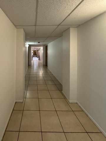 4166 Inverrary Drive 104, Lauderhill, FL 33319