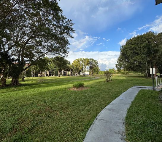 4166 Inverrary Drive 104, Lauderhill, FL 33319