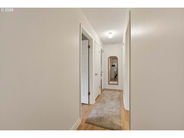 16309 LAKE FOREST Blvd, Lake Oswego, OR 97035