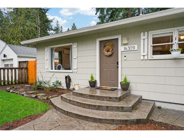 16309 LAKE FOREST Blvd, Lake Oswego, OR 97035