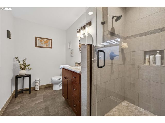 16309 LAKE FOREST Blvd, Lake Oswego, OR 97035