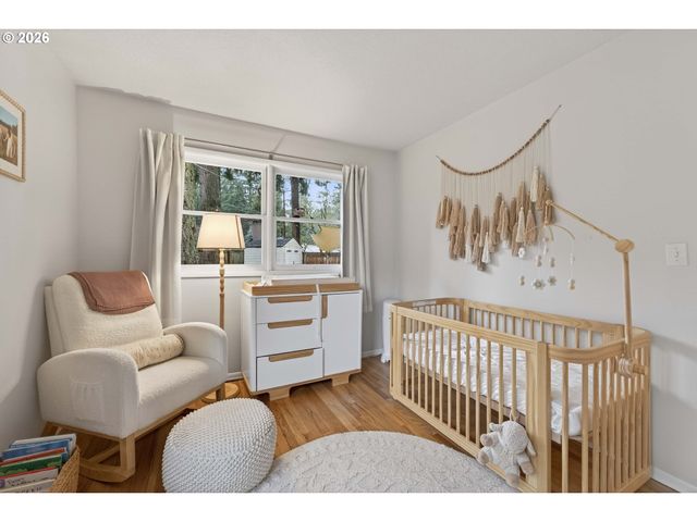 16309 LAKE FOREST Blvd, Lake Oswego, OR 97035