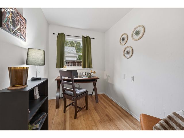 16309 LAKE FOREST Blvd, Lake Oswego, OR 97035