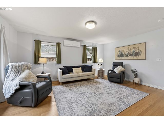 16309 LAKE FOREST Blvd, Lake Oswego, OR 97035