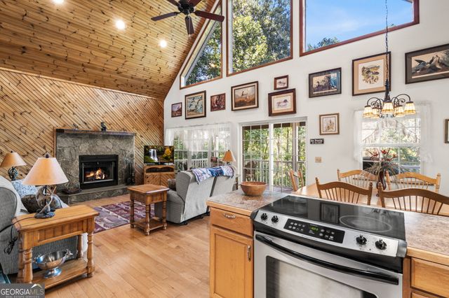 228 Longview Drive, Hayesville, NC 28904