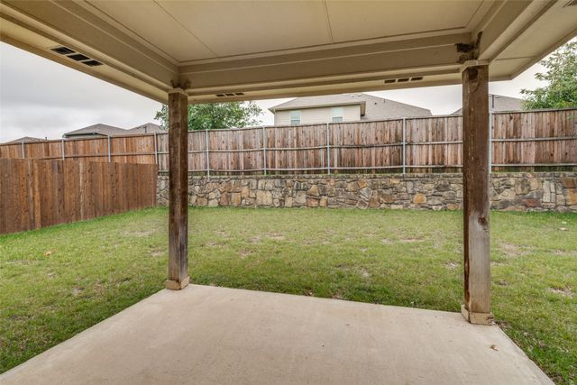 157 Charleston Lane, Fate, TX 75189