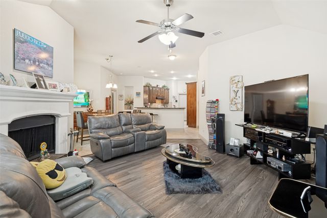 157 Charleston Lane, Fate, TX 75189