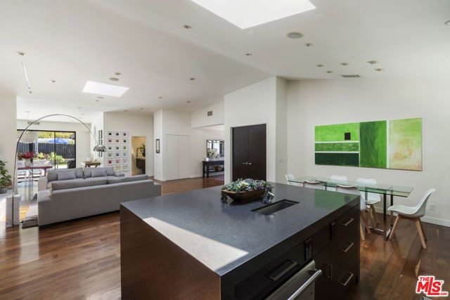 6401 Tahoe Drive, Los Angeles, CA 90068