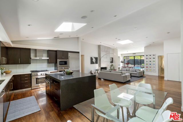 6401 Tahoe Drive, Los Angeles, CA 90068